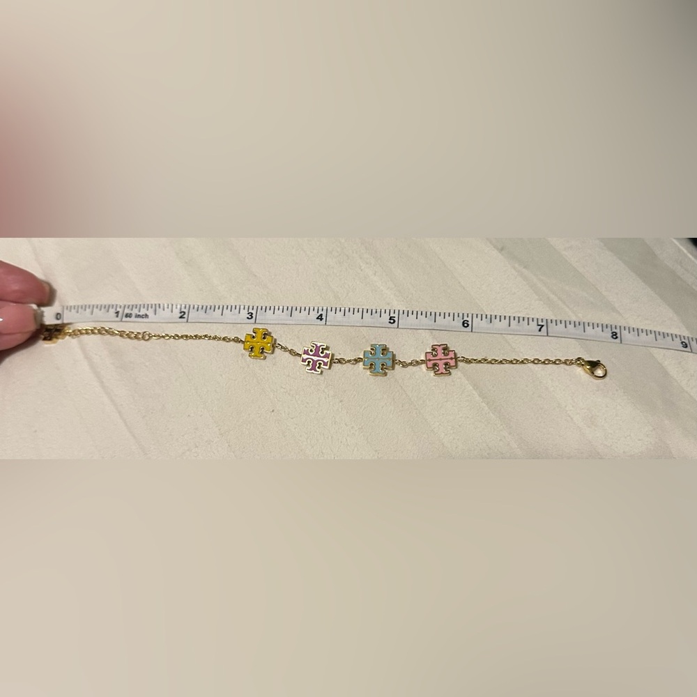 Tory Burch Logo bracelet - Picture 5 of 5